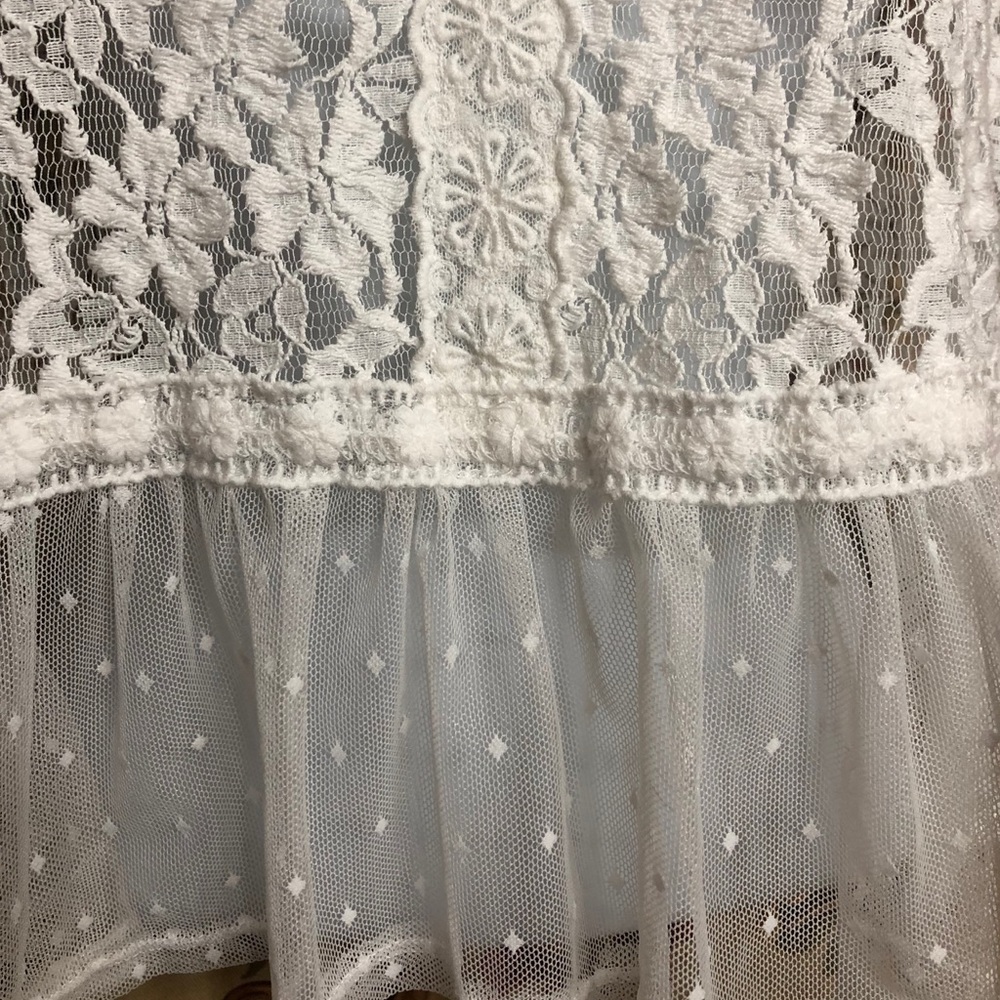 (ποΈ2 for 8.00)No yeah Girl White Lace Top - Picture 5 of 8